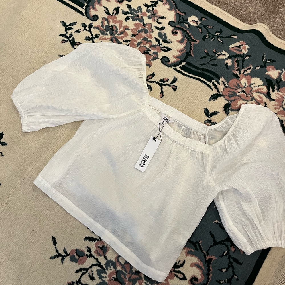 NWT sheer sexy white puff-sleeve top by BB Dakota/Steve Madden